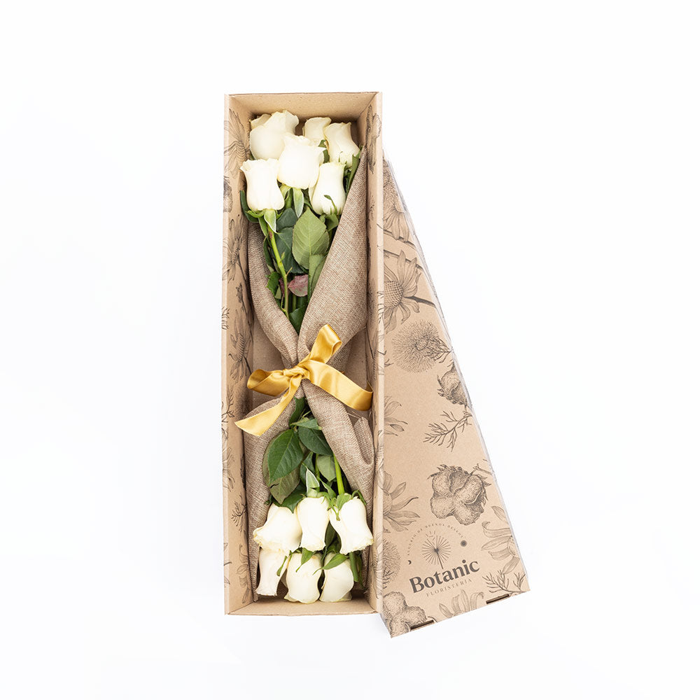 Box of 12 roses