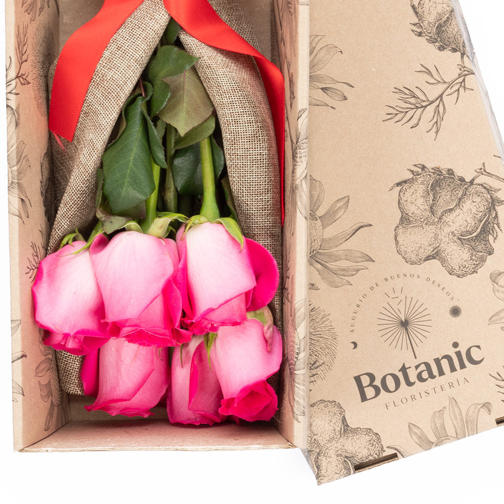 Box of 12 roses